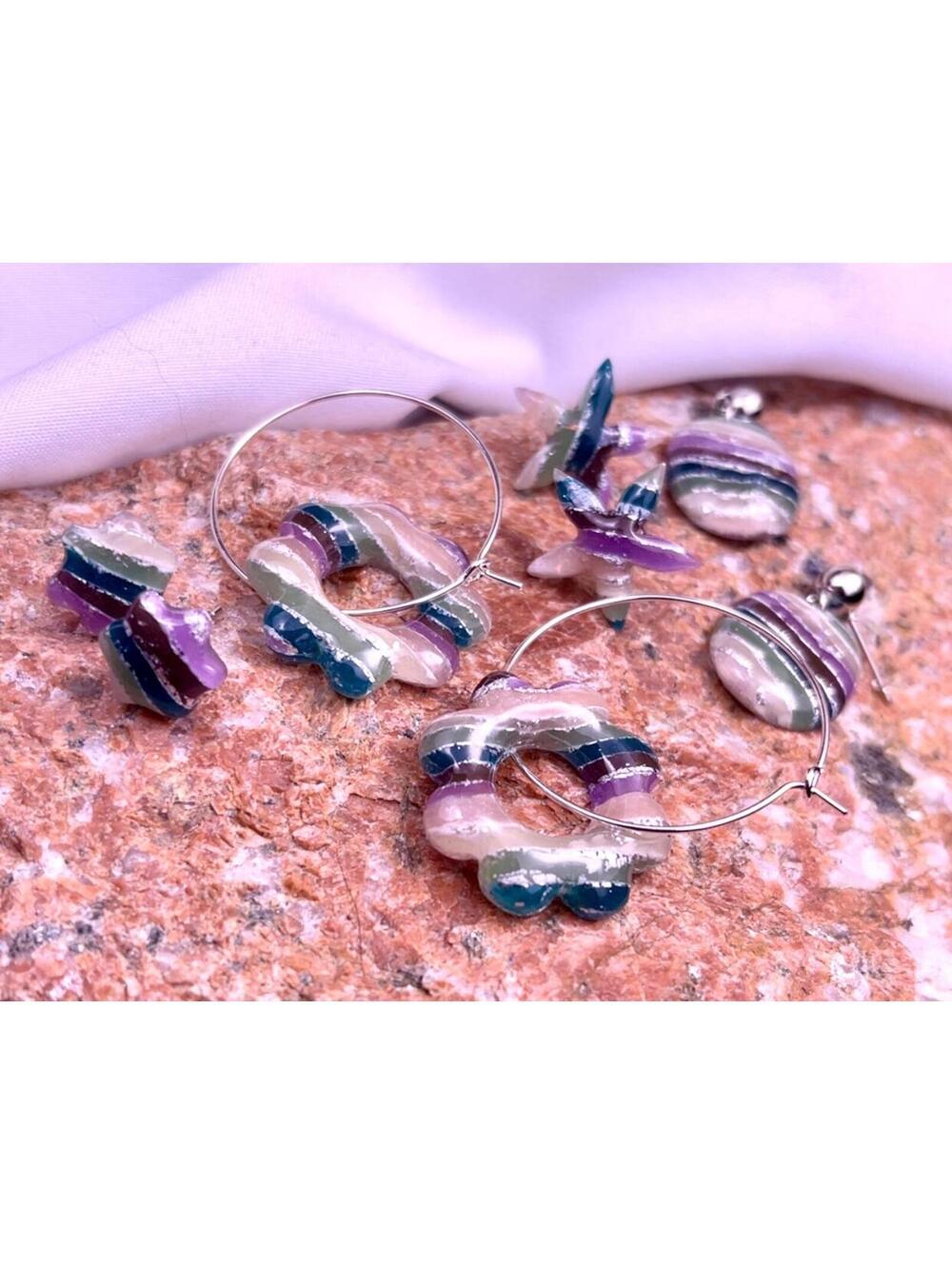 Solnedgångsrand Coastal Dreams Striped Hoop Handmade Earrin